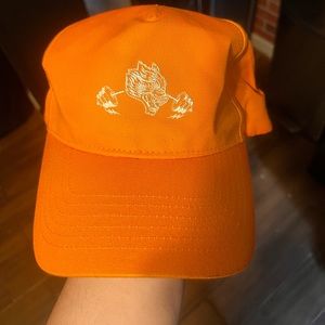 DARC lifting club hat